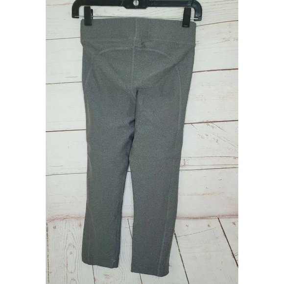 Women's Under Armour HeatGear Compression Yoga Leggings Capri Pants - Size Small - Picture 4 of 11